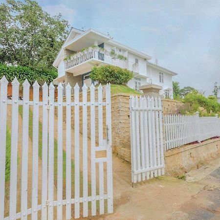 Biet Thu Trang Da Lat Villa Exteriör bild